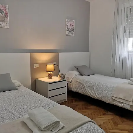 Piso Camino De Santiago 2 Daire Sarria